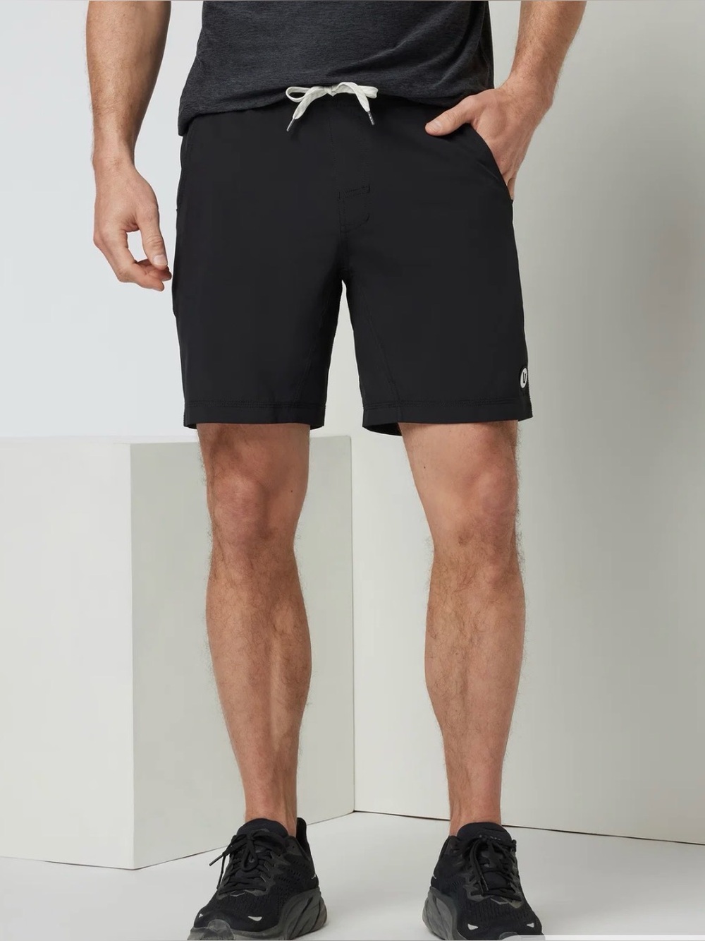 Vuori Men’s “Kore” Short 9” Inseam with Liner (XL)  *BESTSELLER*